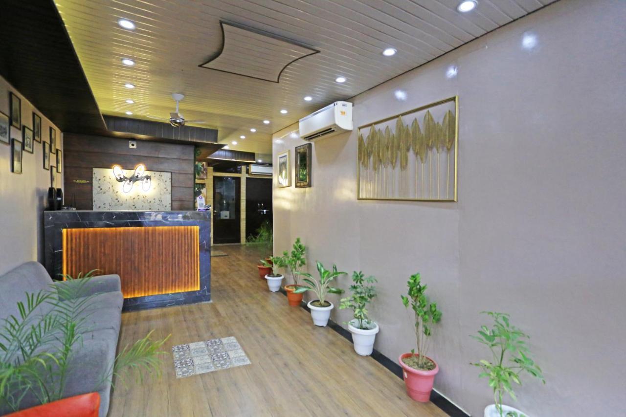 Hotel La Casa Delhi Airport 新德里 外观 照片